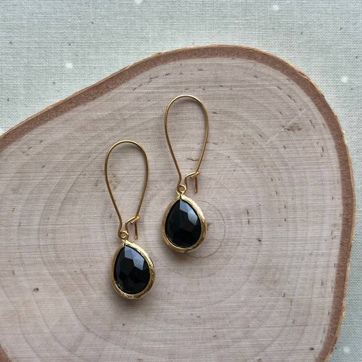 Dana Herbert - Wholesale Dangle Earrings - Gold Jane Bezel Glass Short Dangle Earrings