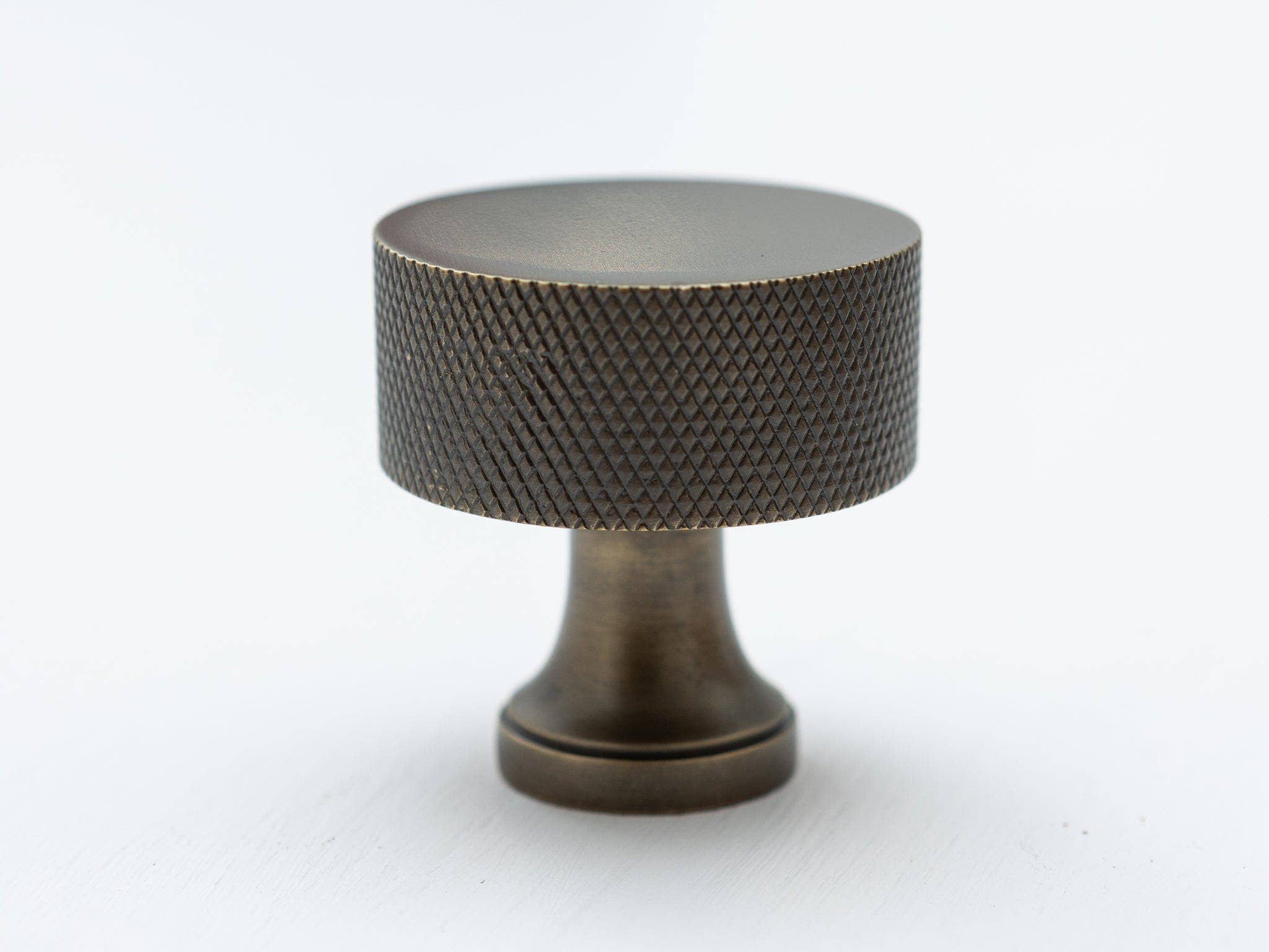 Brass bee – wholesale Knob/pull – Brass round knurled knob4