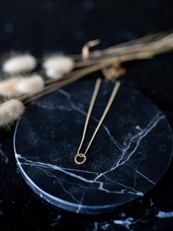 Amarre necklace for wholesale by Sissi100fils Bijoux