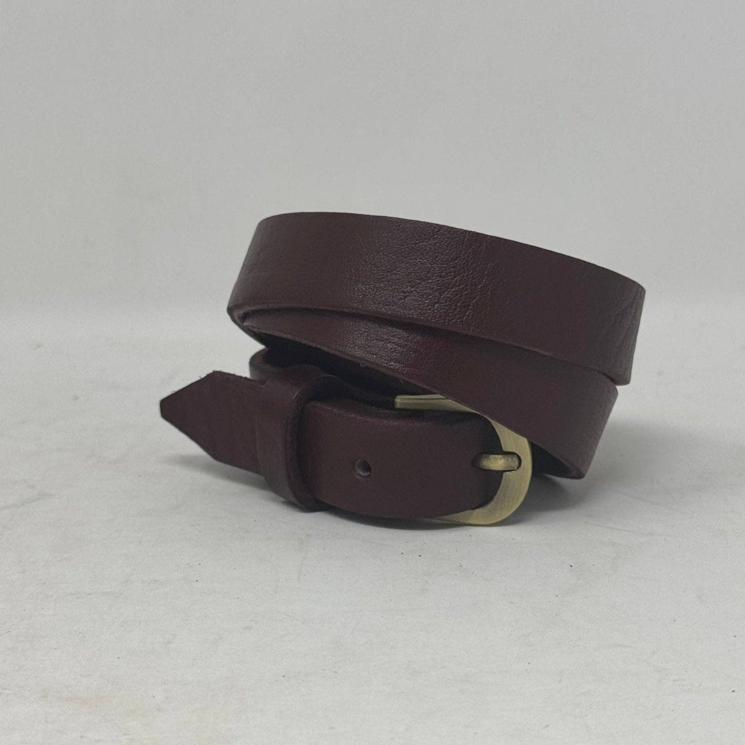 Artisan Stories – wholesale Belt – Women's – New Skinny leather belt3