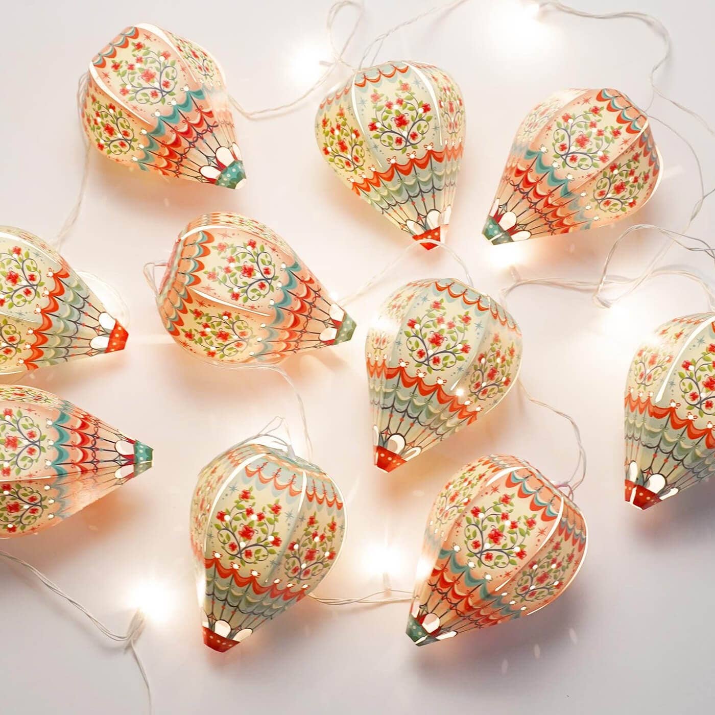 ペーパーランタン Futian Arts & Crafts 1個