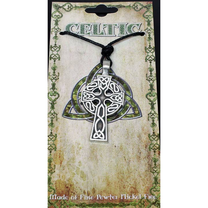 Zinn-Keltisches Kreuz an schwarzer Kordelkette auf Karte für den Großhandel von Western Counties Wholesale