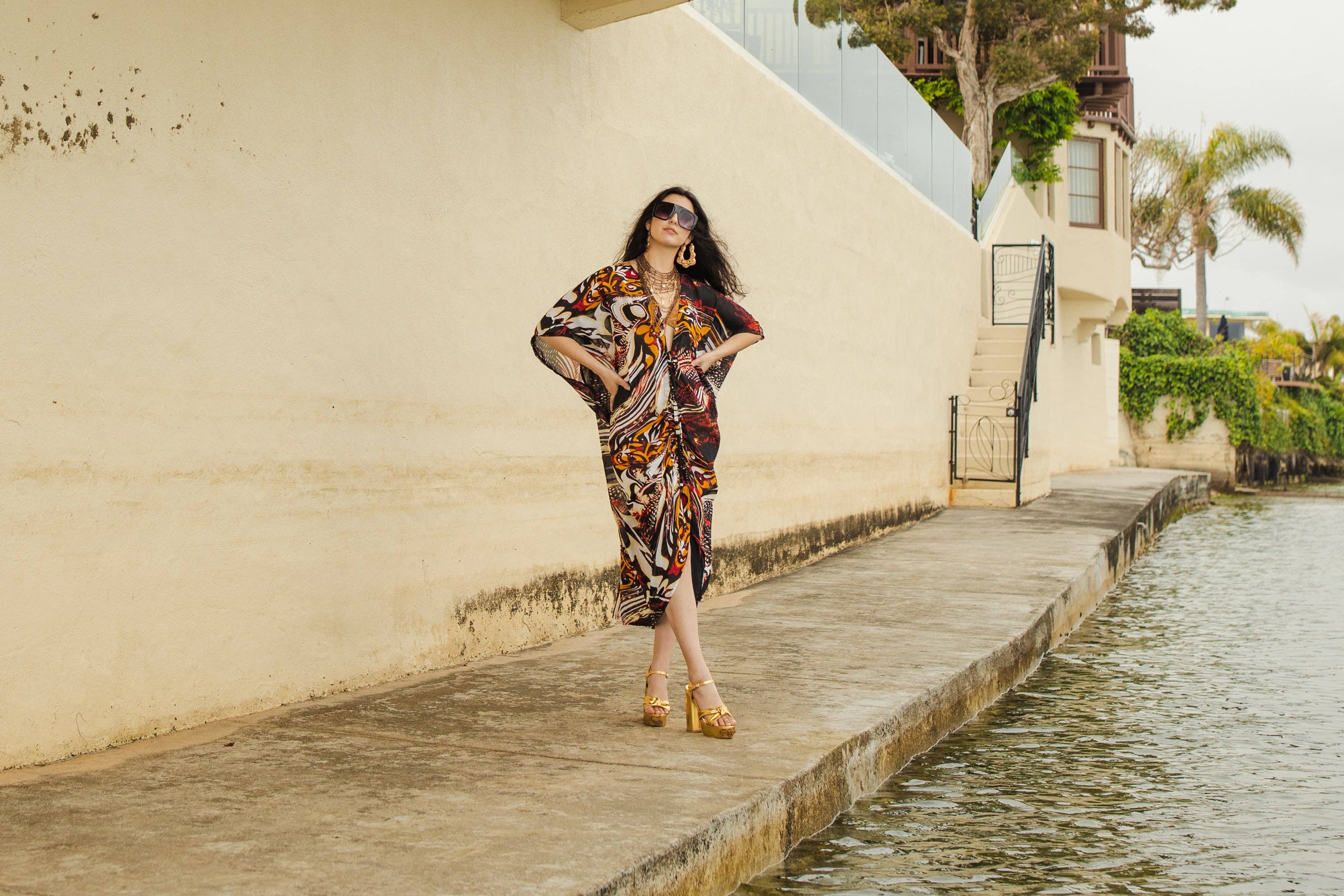 Jennafer Grace - Vente Caftan – femme - Robe caftan Actius en rouge3