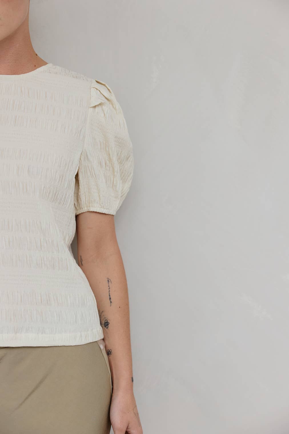 MOD REF - Wholesale Blouse - Women's - The Celia Top | Textured Puff Sleeve Top13