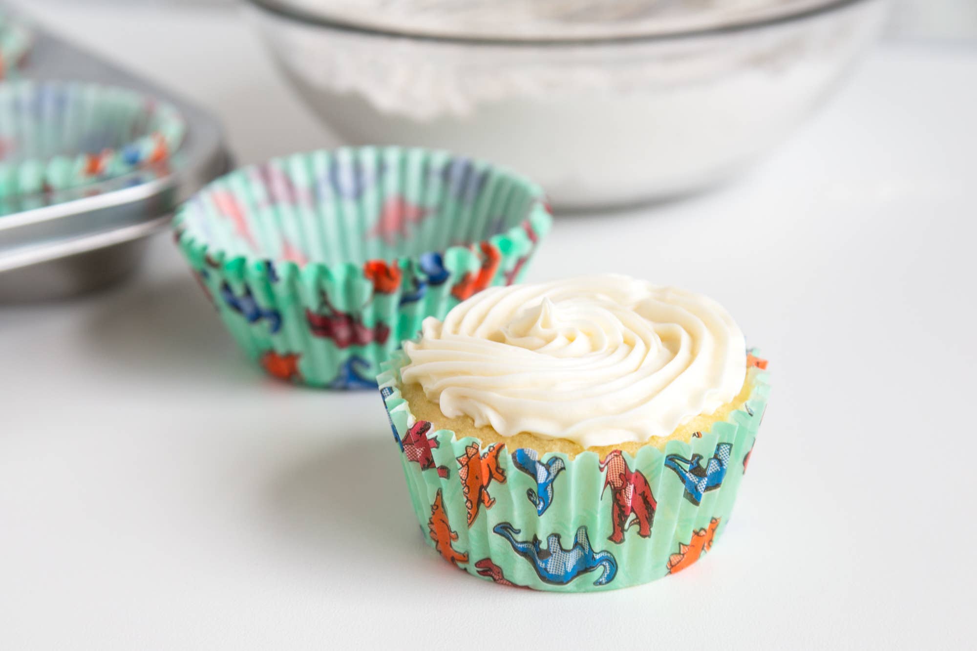 Fox Run Brands - Wholesale Cupcake/Muffin Liner - Fox Run Dinosaur Cupcake Liners, Set of 50, 3"2