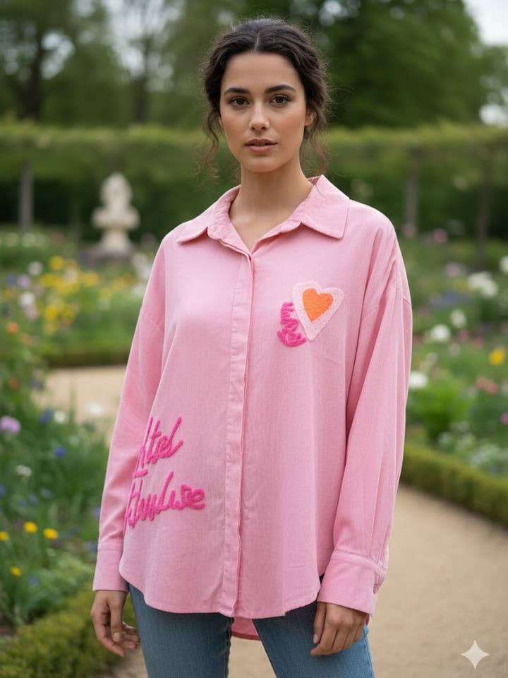 Camicia oversize con ricami per la vendita all'ingrosso da parte di VICTORIA&ISAAC