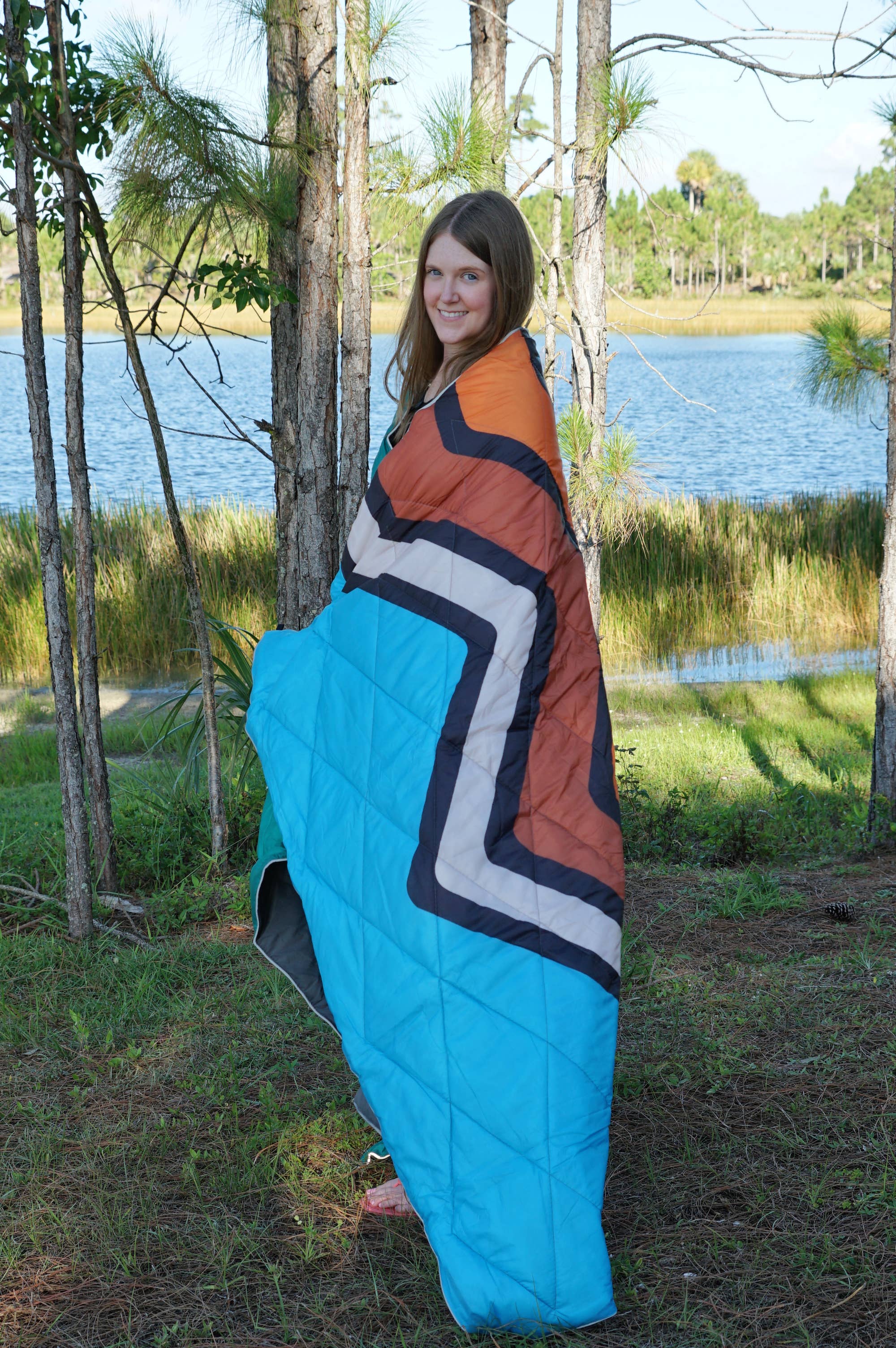 Earth Ragz – wholesale Prydnadsfilt – 4 I 1 PUFFERFILT BERG3