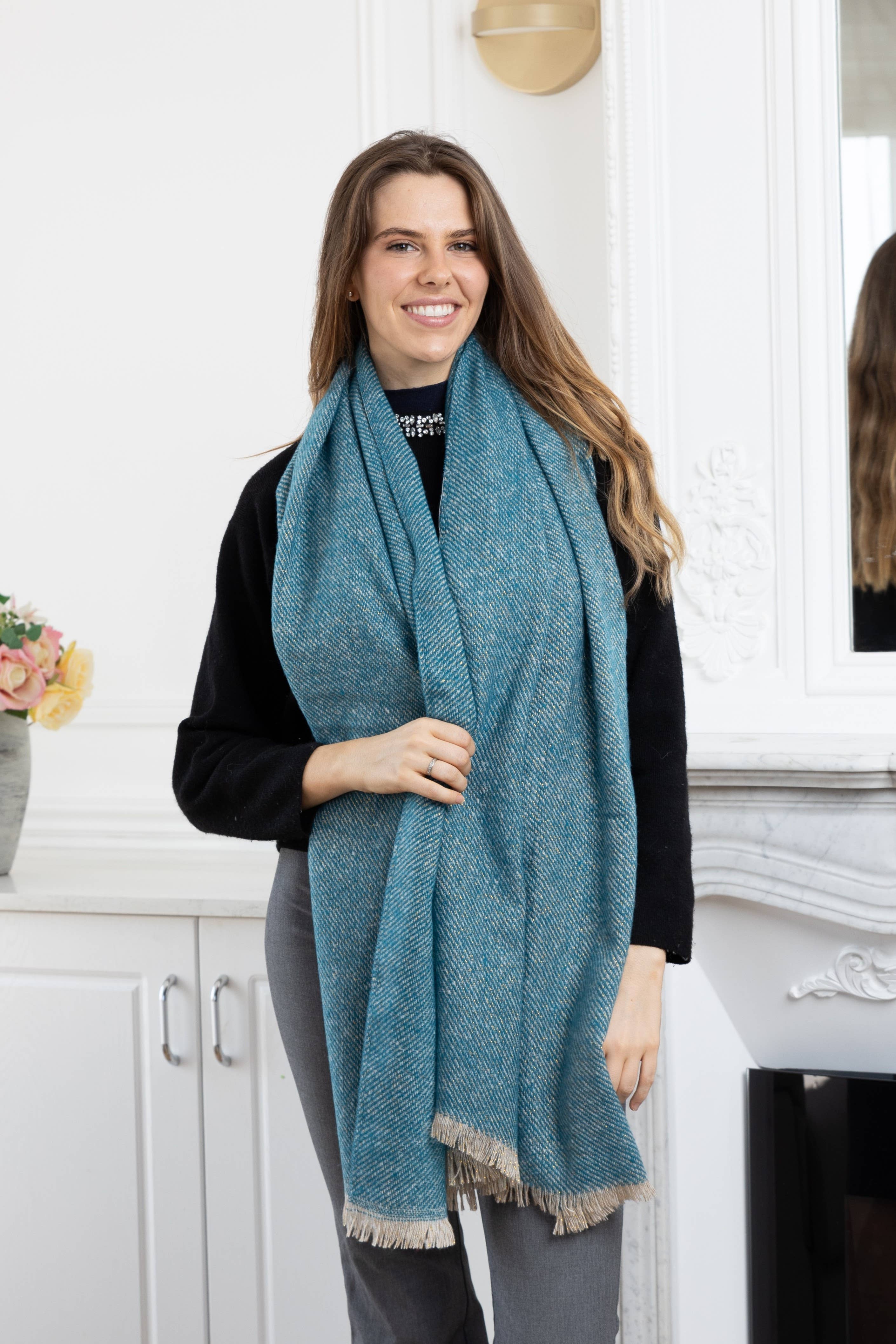 LINETA - Wholesale Scarf - Women's - HH-335 Plain scarf with lurex3