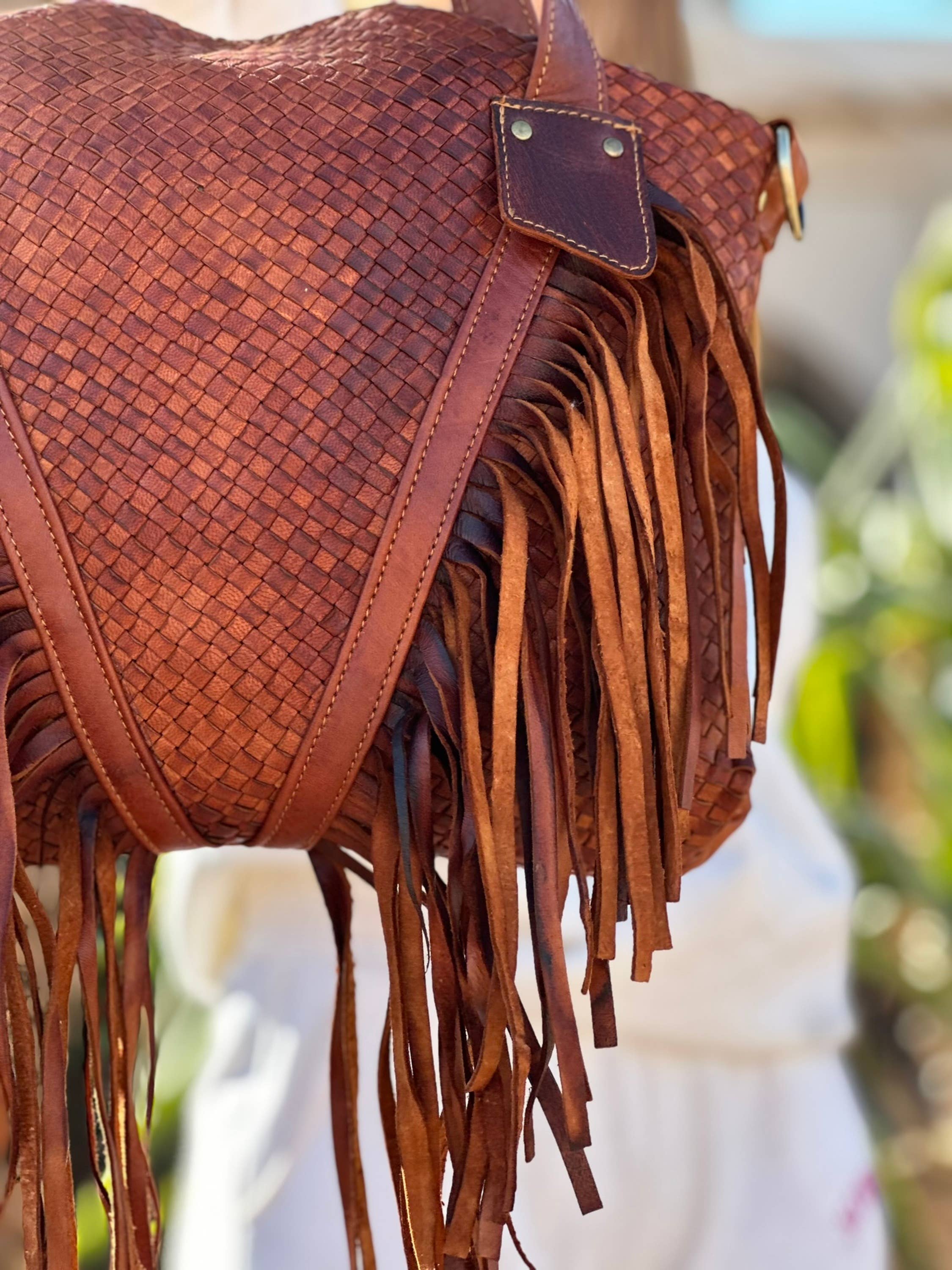 Berberwoolrug - Wholesale Schoudertas - Dames - Leren tas met geweven franjes, handgemaakte westerse gevlochten portemonnee1