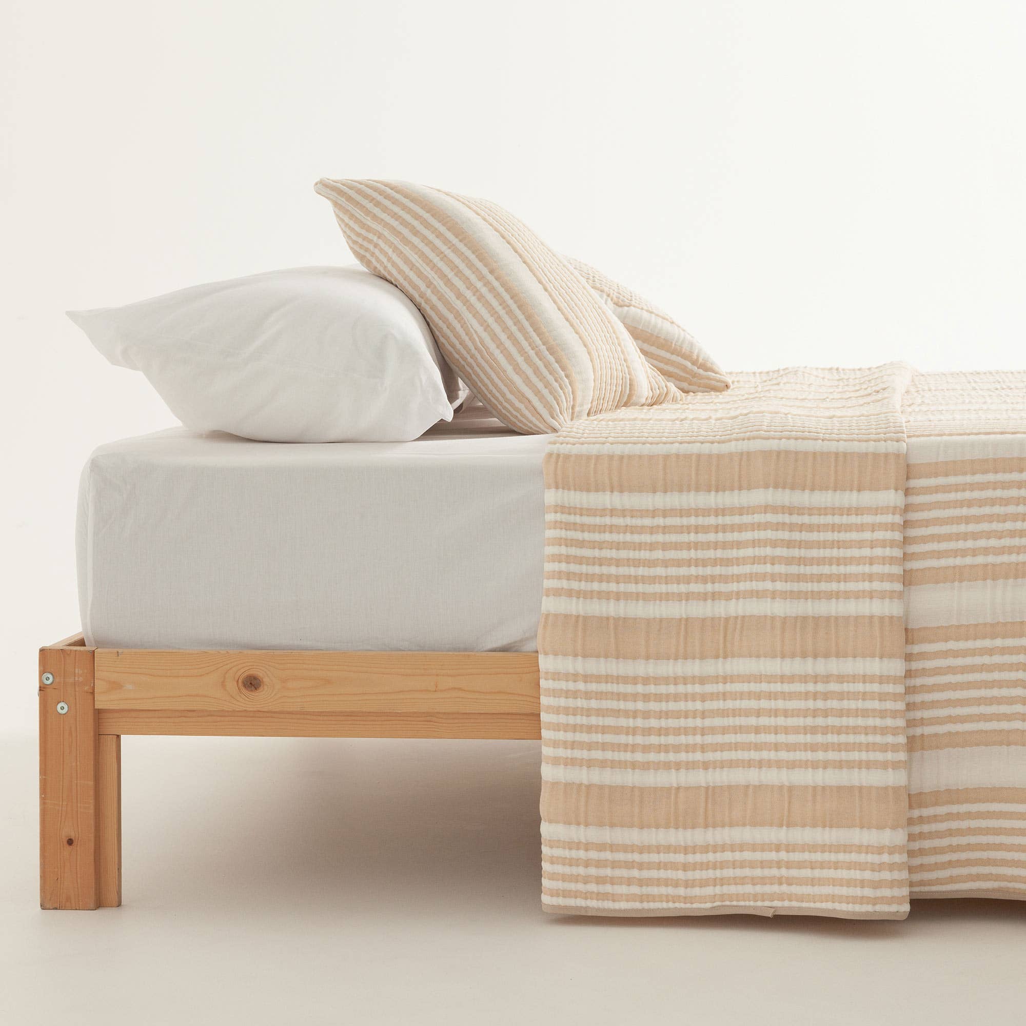 GAMUSI - Wholesale Quilt - Lightweight jacquard cotton striped bedspread OSLO2