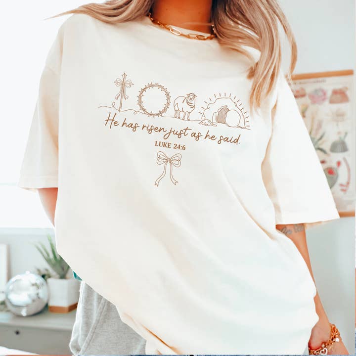 T-shirt de Pâques "Il est ressuscité" | Couleur confort pour la vente par Shoppe SHC