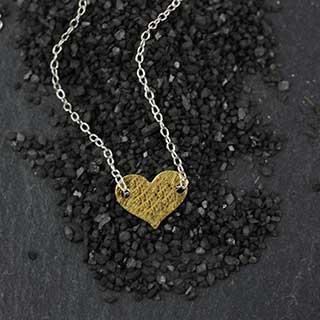 Zina Kao Exclusives - Wholesale Pendant/Charm Necklace - Threaded Flat Heart Necklace: 2 sizes (n-fh0s n-fh0m)