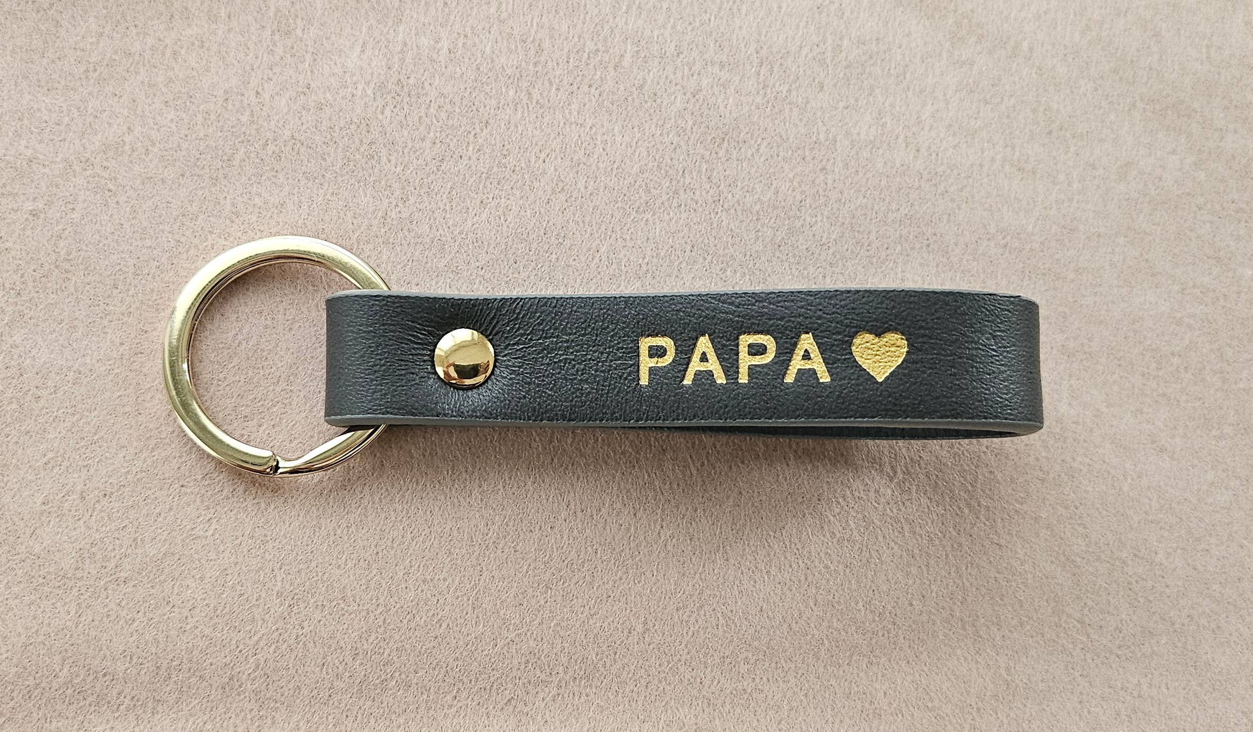 Royal marais – wholesale Keychain – Unisex – leather keychain dad/mom4