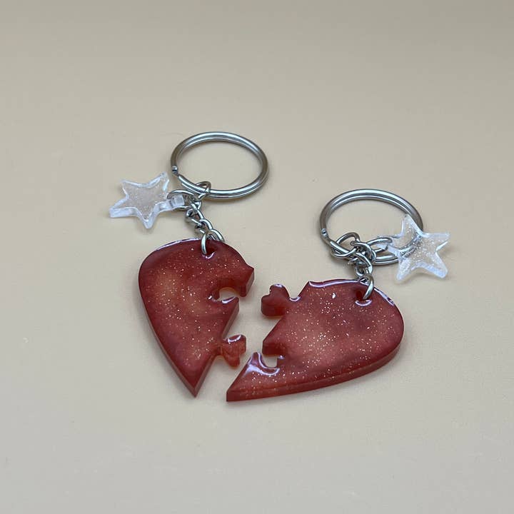 Gardeners Harbor - Wholesale Keychain - Unisex - Heart Puzzle Pieces Key Chain SetsÂ