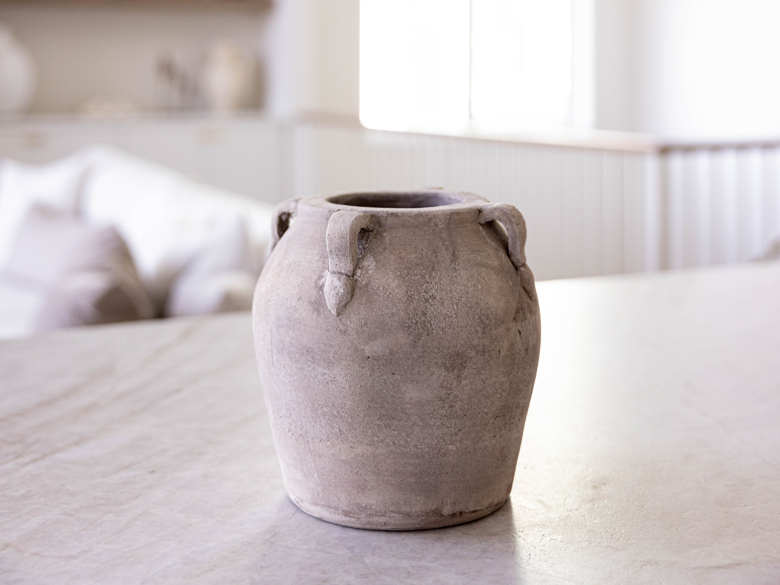 Luxe B Co - Wholesale Vase - Blanc Beige Wash Vase With Handles Small6