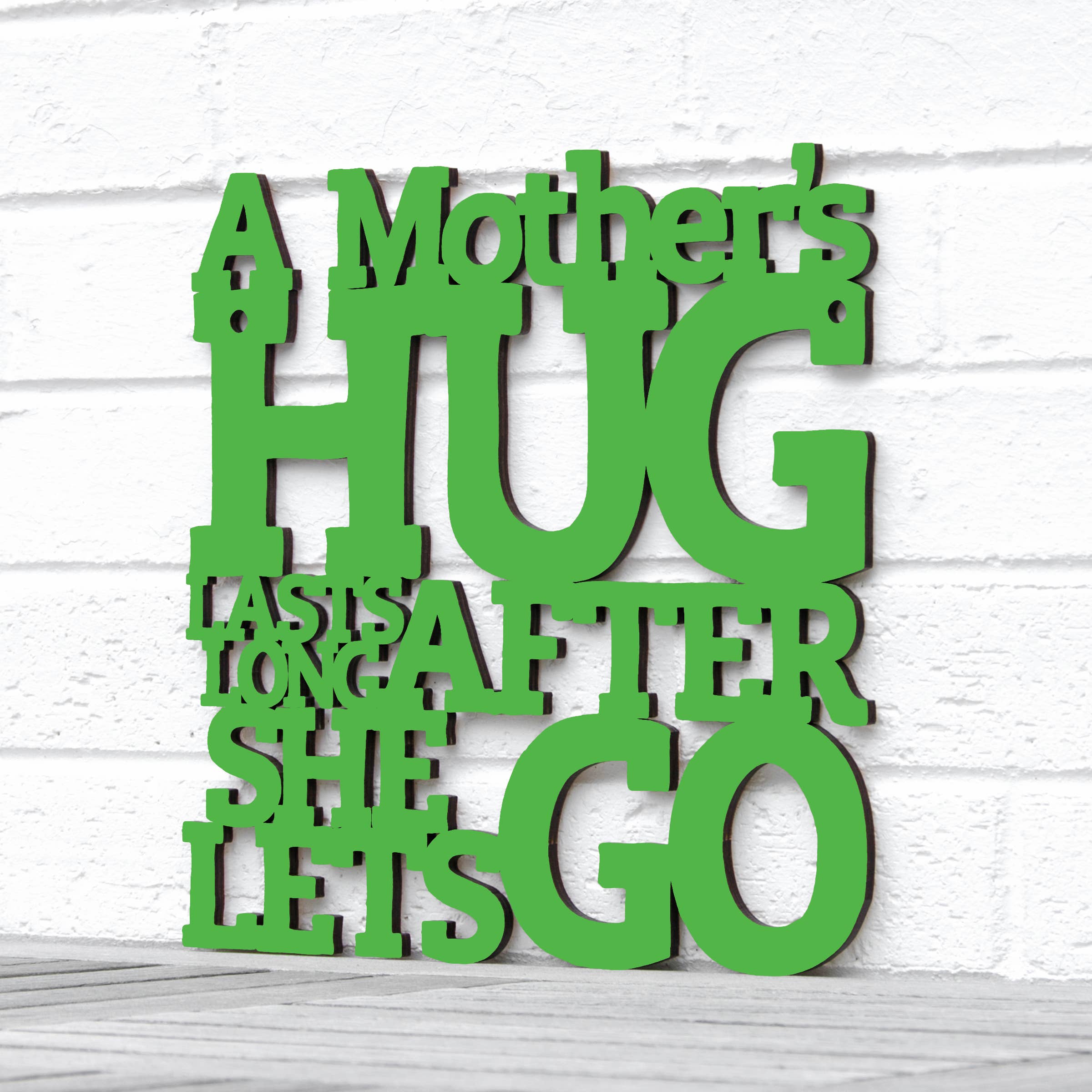 Spunky Fluff - Wholesale Wall Sign - A Mother's Hug Lasts Long10