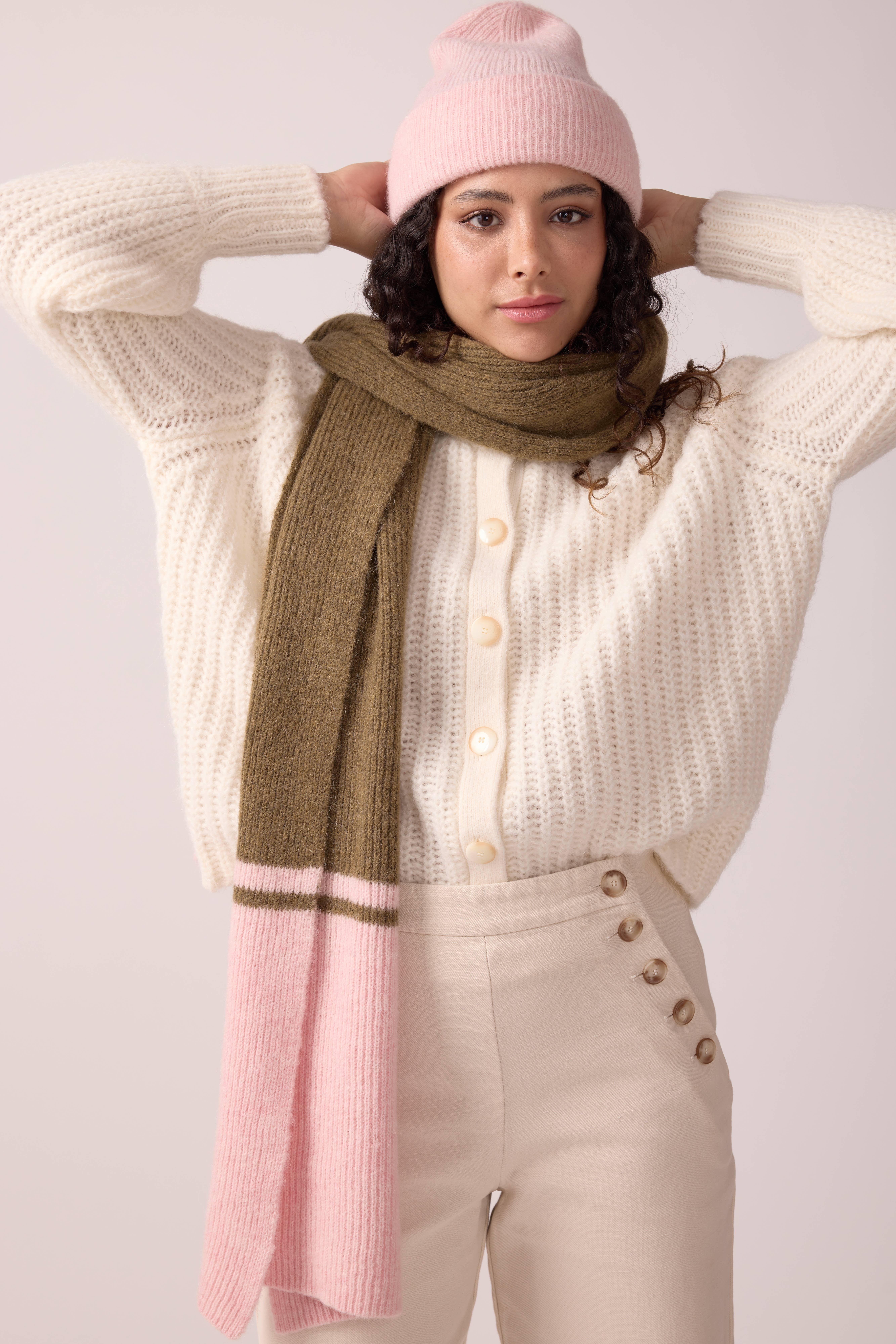 Maradji - Vendita all'ingrosso Berretto - Donna - BERRETTO IN LANA DI ALPACA WOODY ROSA BABY2