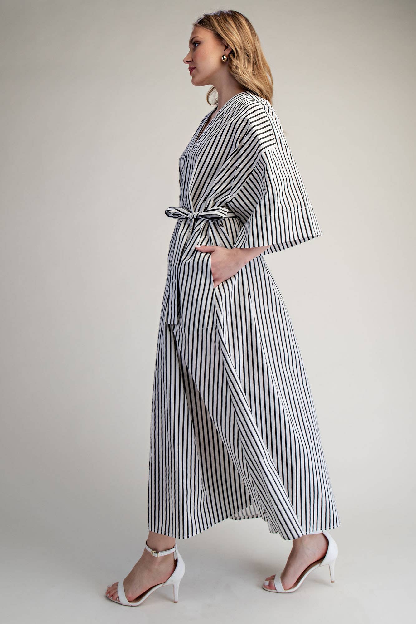 Glam - Wholesale Dress - Women's - Belted Relaxed Stripe Midi Dress17