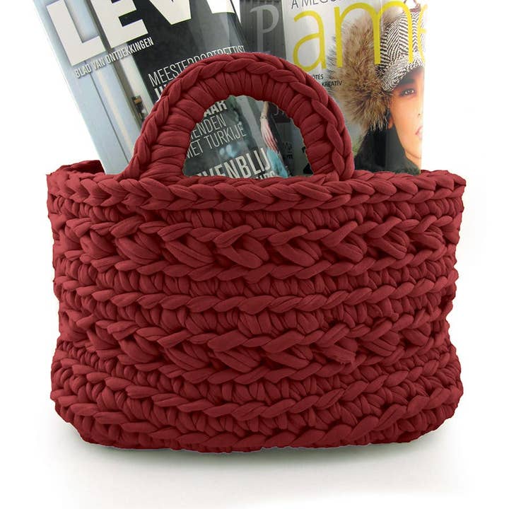 DIY Crochet Kit Revisto Basket Marsala Bordeux for wholesale by Hoooked Yarns