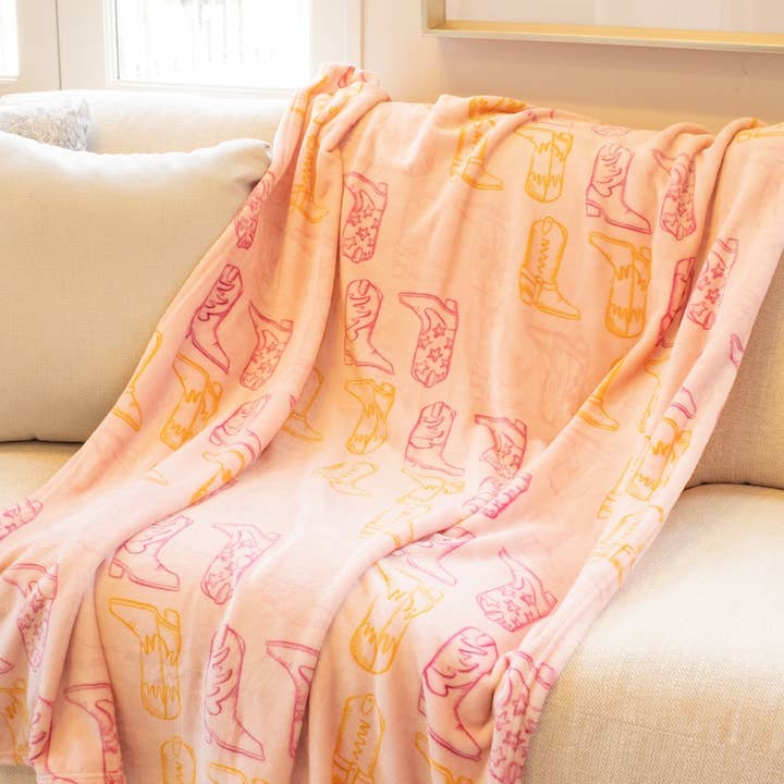 The Royal Standard - Wholesale Throw Blanket - Cowgirl Walk Throw Pink/Orange 50x60