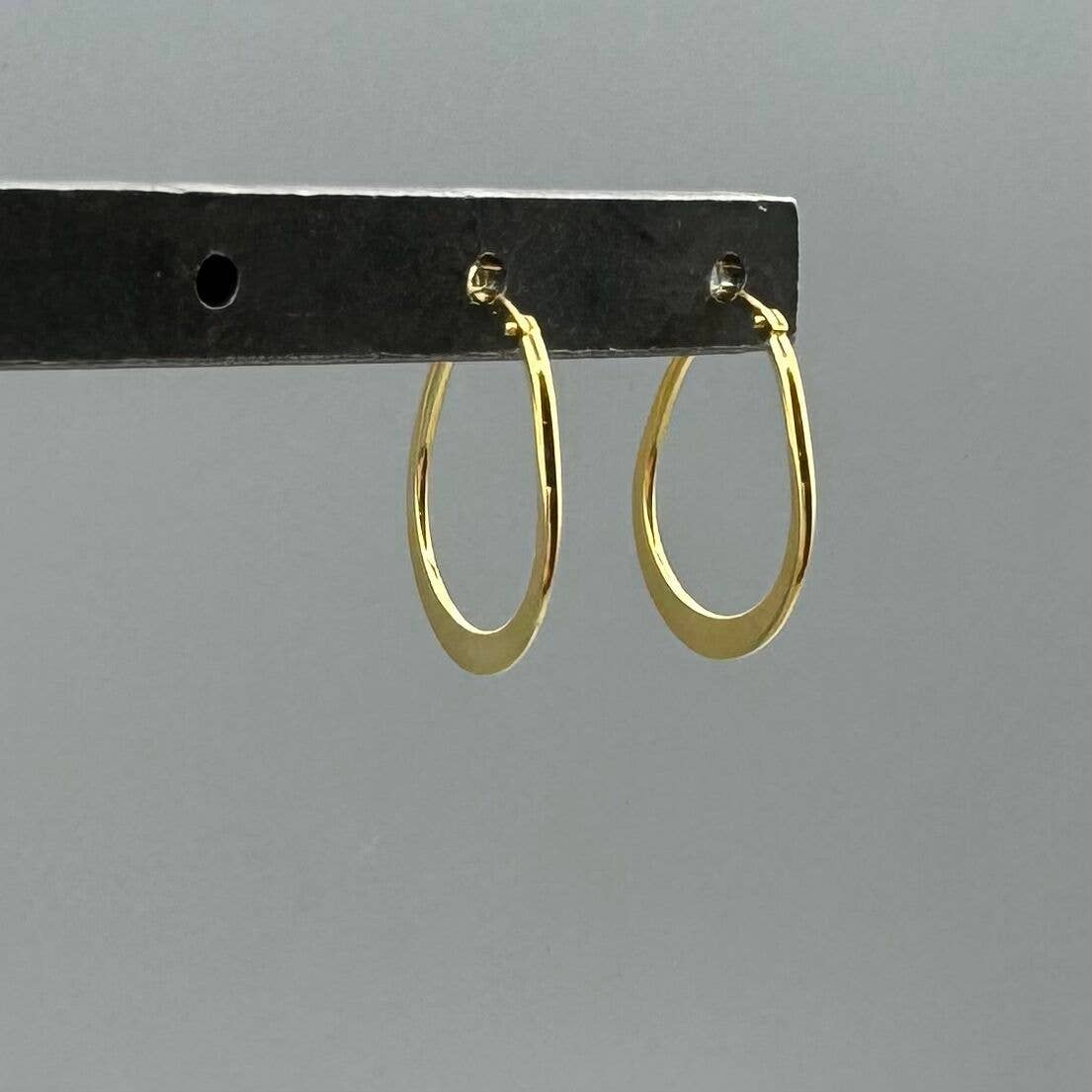 Something Silver - Wholesale Hoop Earrings - Small Graduated Teardrop Hoops2