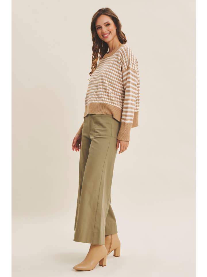 in february - Vente Jean – femme - PANTALON COURT À JAMBES LARGES ET TAILLE HAUTE EXTENSIBLE22