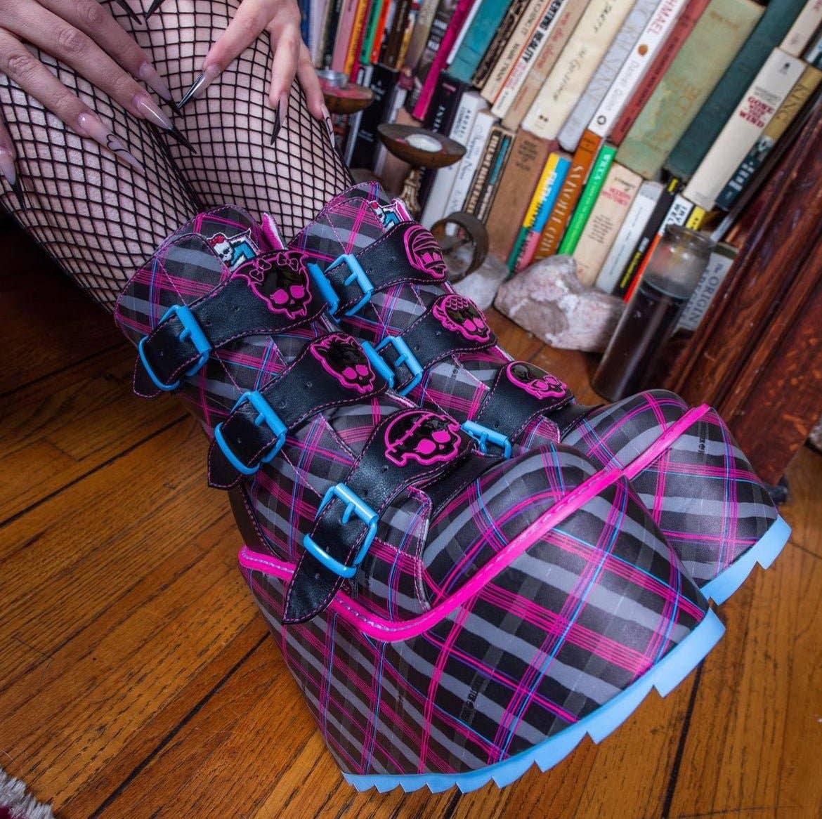 YRU Shoes – Engroshandel Støvler - Dame – Dune Monster High sko – multi1