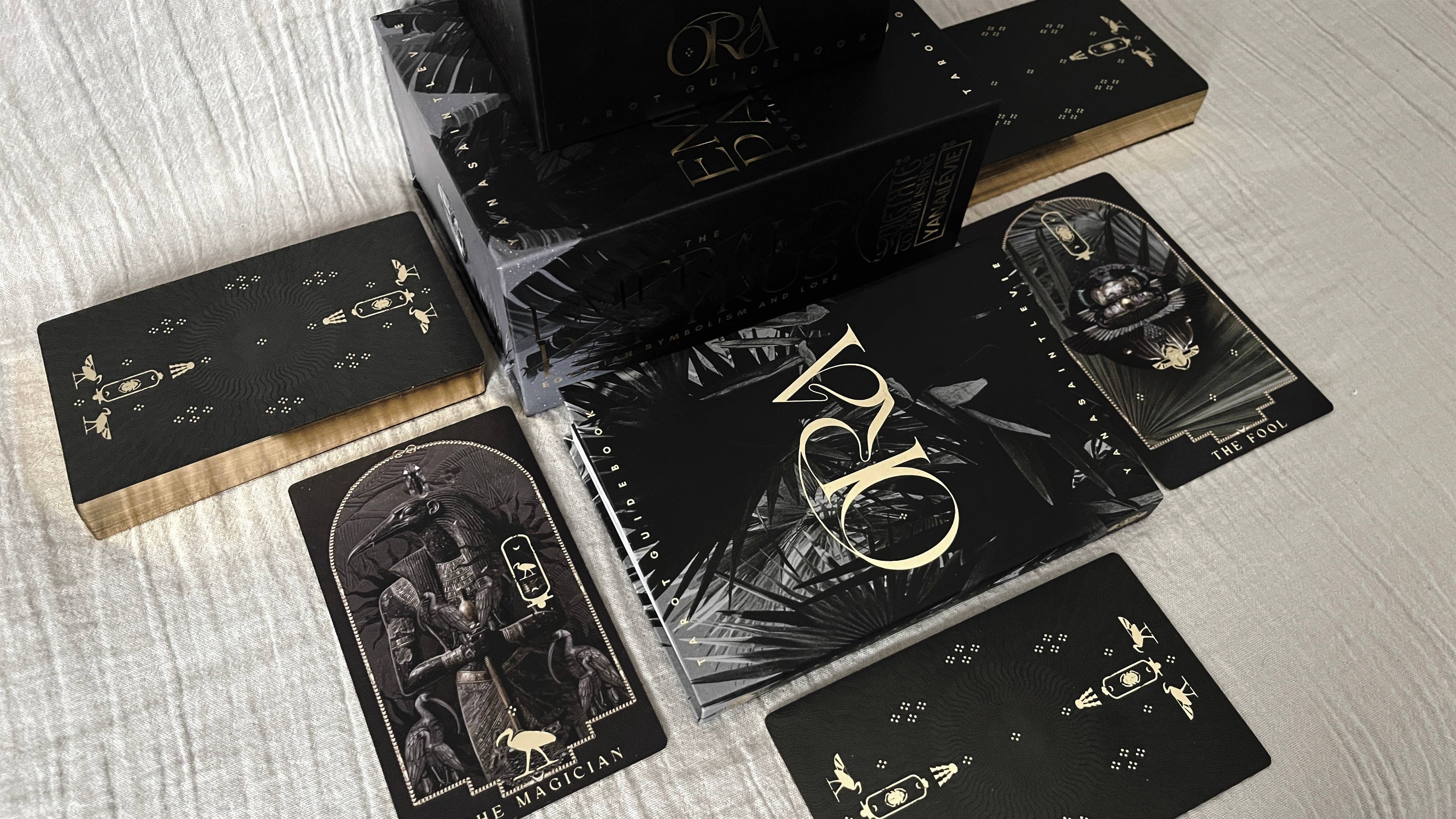 LevietateCo - Vente Cartes de tarot - Lot pour petite entreprise Tarot/Oracle [15 jeux]1