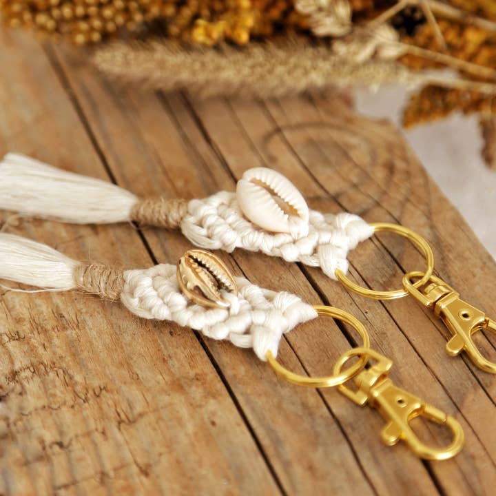 The Frenchie Knot - Wholesale Keychain - Women's - Macrame keychain gold cowrie shells