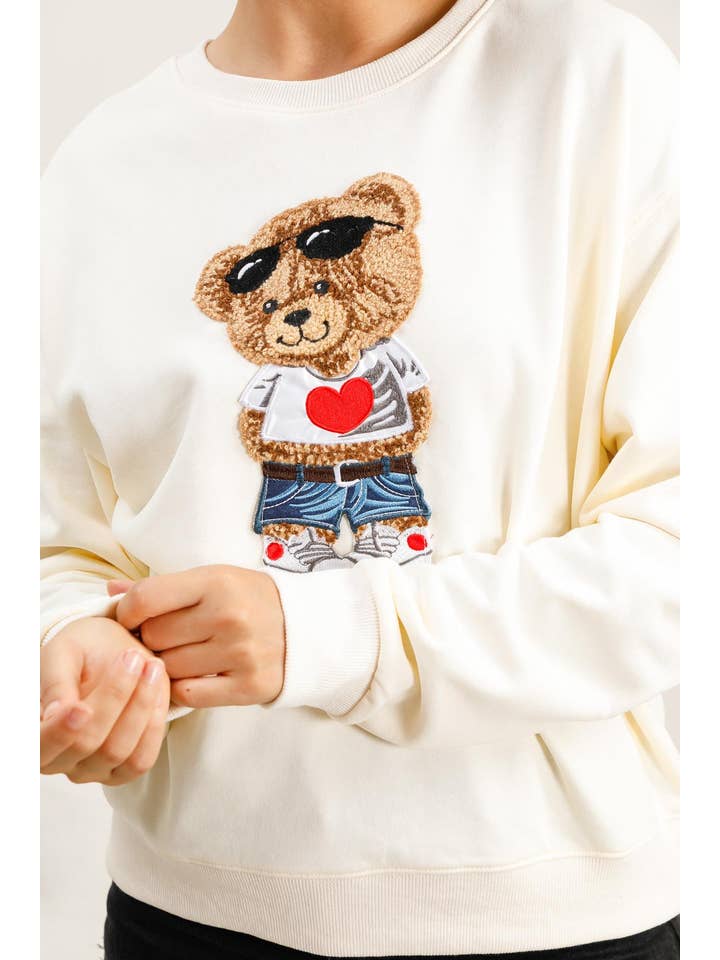 Attrait Paris - Wholesale Graphic Sweatshirt - Women's - Crew neck sweatshirt, bear with sunglasses10