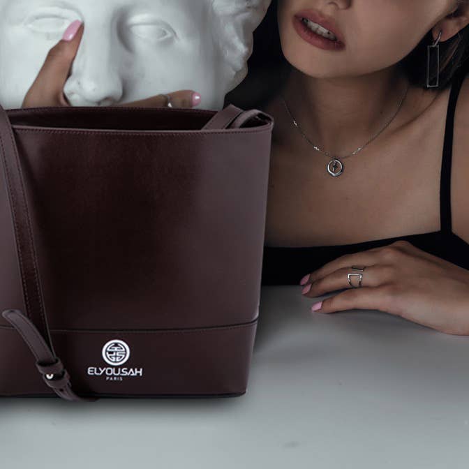 Elyousah Paris ,société SAROU – wholesale Bärkasse - Dam – LYS bucketväska i fullnarvat kalvskinn (brun)4