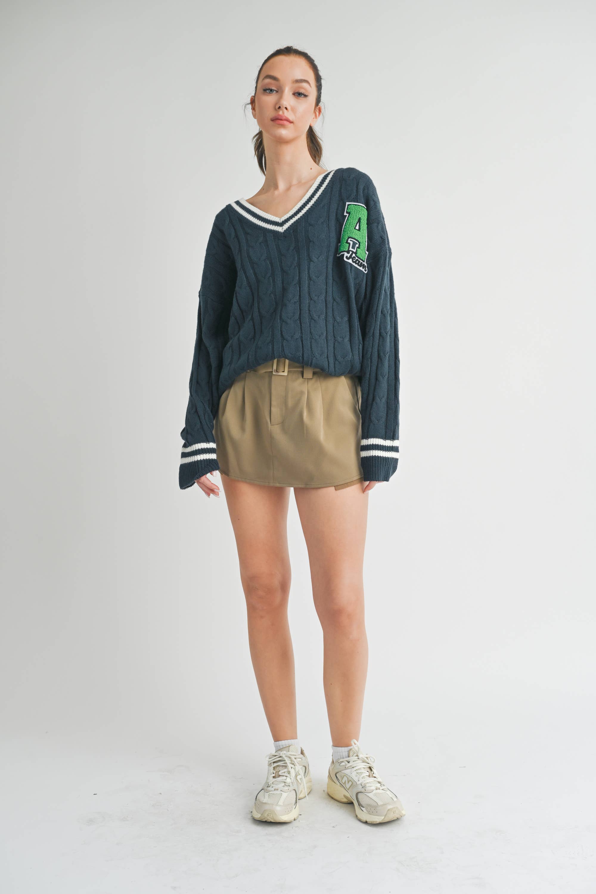 Klesis - Wholesale Knit Sweater - Women's - IT2990 VARSITY PATCH V NECK CABLE KNIT SWEATER8