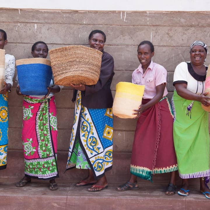 The Basket Room - Wholesale Laundry basket - KUNDI: Natural and Black Colour Block Woven Laundry Basket | Log Basket | Storage Basket with Handles | Blanket Basket | Laundry Hamper6