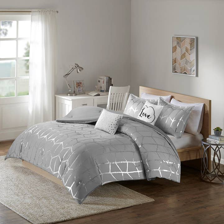 Metallic Comforter/Duvet Cover Set, Grey for wholesale by Olliix