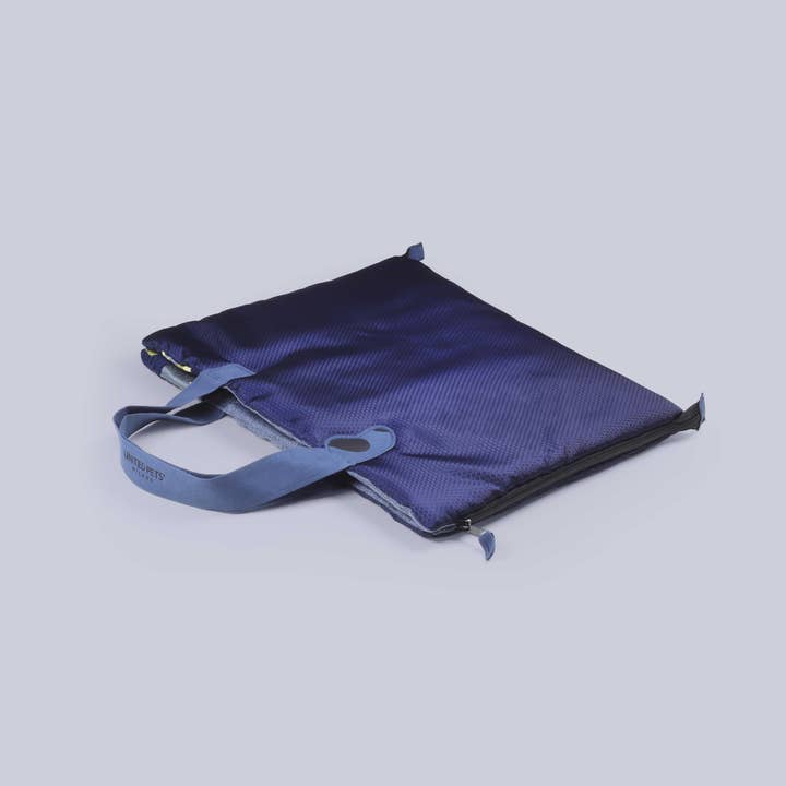 United Pets - Wholesale Pet Carrier - Cat/Dog - Foldable dog travel mat Made in Italy