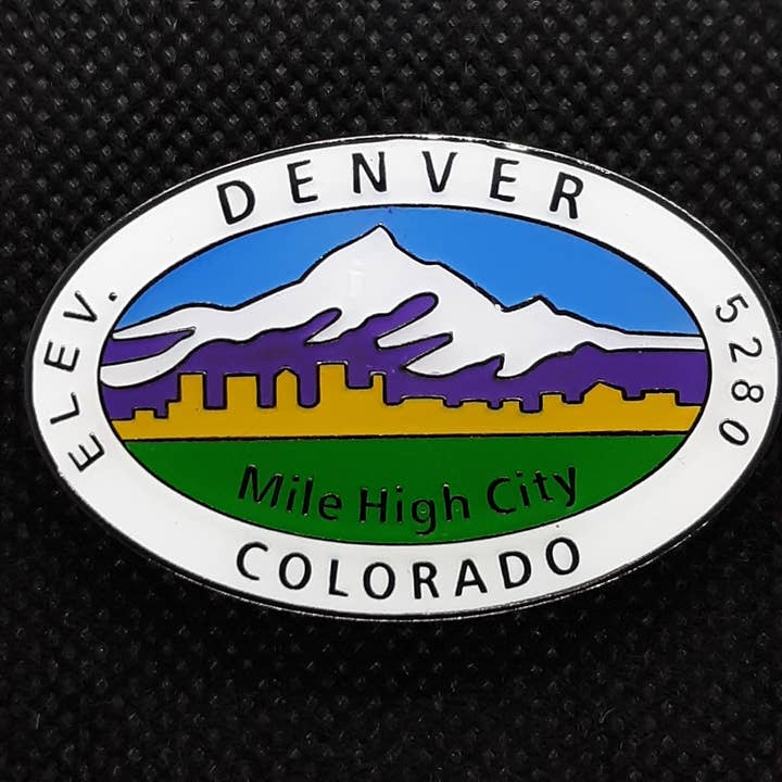 Magnet - Denver Oval for wholesale by Fantastic Souvenirs, Gifts & Collectibles