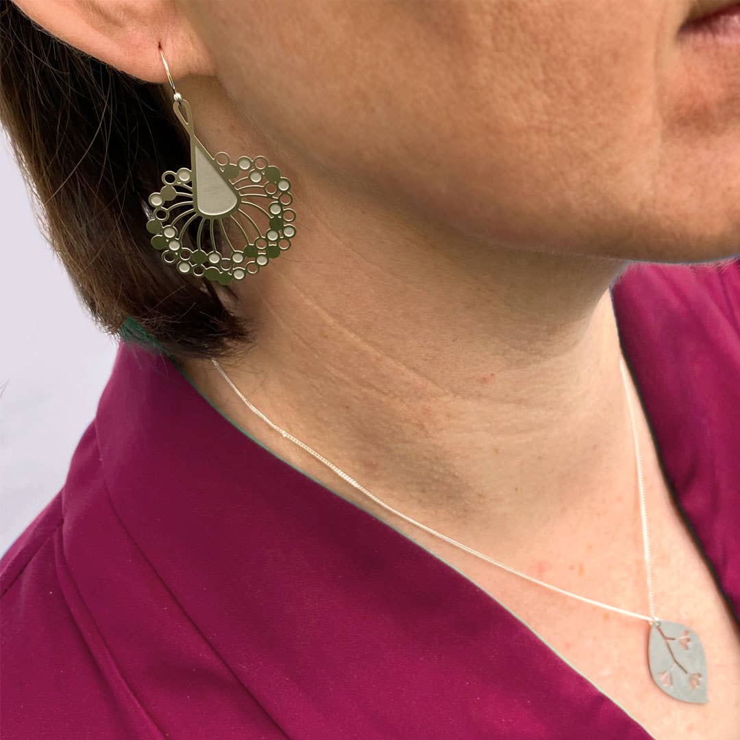 Go Do Good - Wholesale Dangle earrings - Gum Blossom Silver Dangle Earrings4