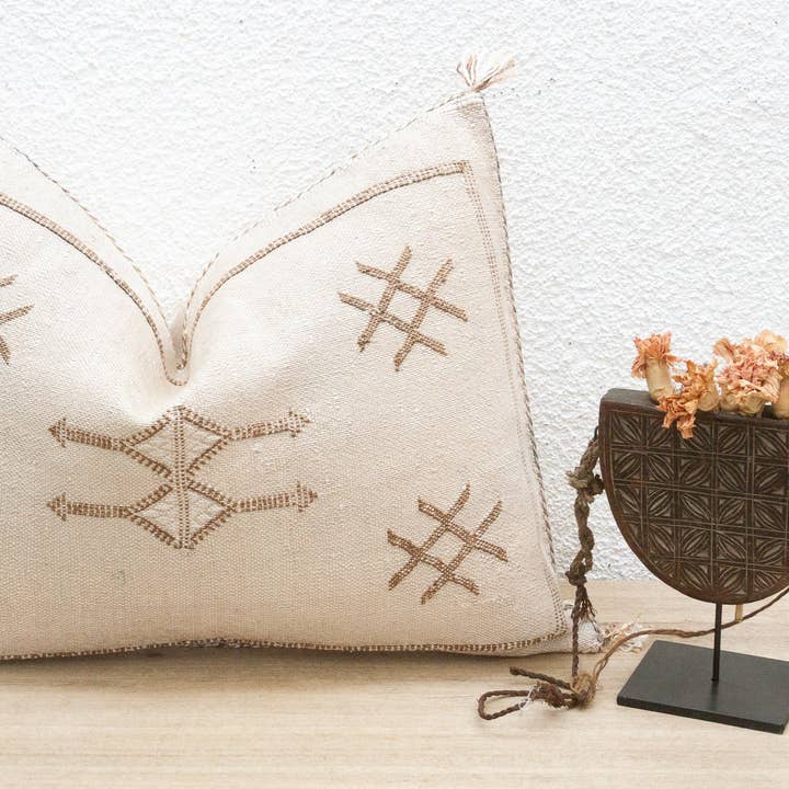 Camel Trail Lumbar Silk Tæppe Lændepude for engroshandel hos De-cor