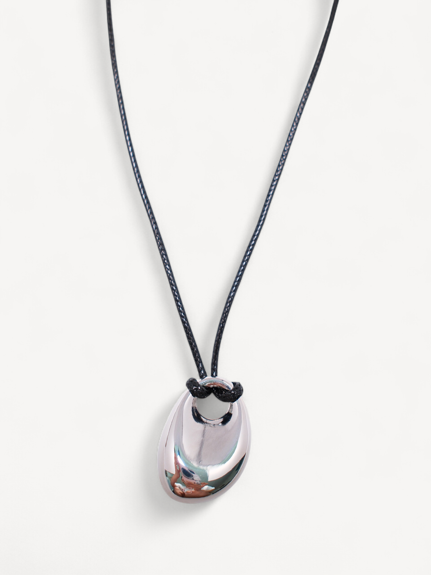 Miss Cecilia - Wholesale Pendant/charm necklace - Oval Pebble Cord Necklace5