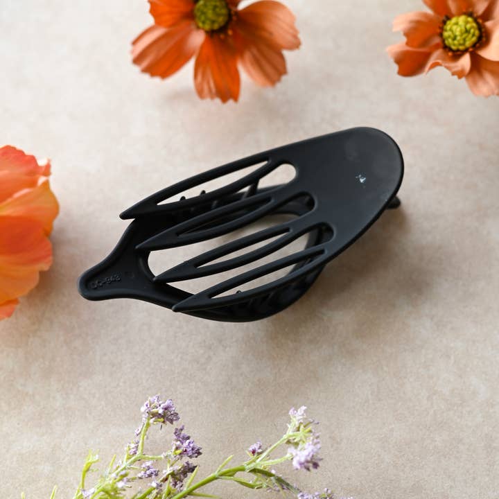 Share Studio - Wholesale Hair Clip - Women's - Black Matte Wide Lay Flat Clip2