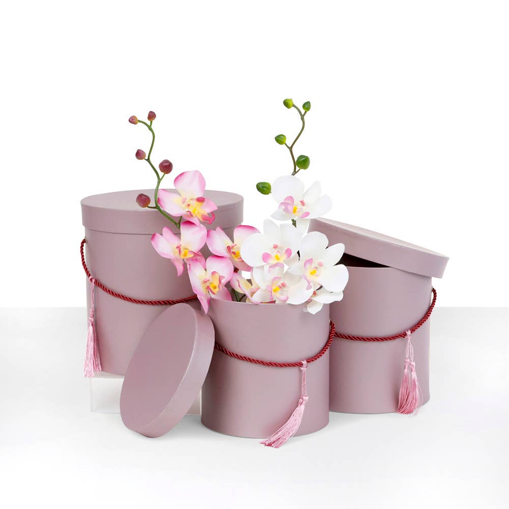 UNIKPACKAGING – wholesale Gift box – Set of 3 Round Flower/Gift Boxes with Tassel Detail6