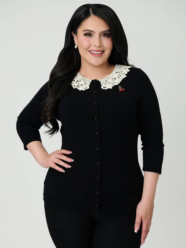 Unieke Vintage Plus Size Zwarte & Kersenrode Pin Bookworm Vest voor wholesale door Unique Vintage