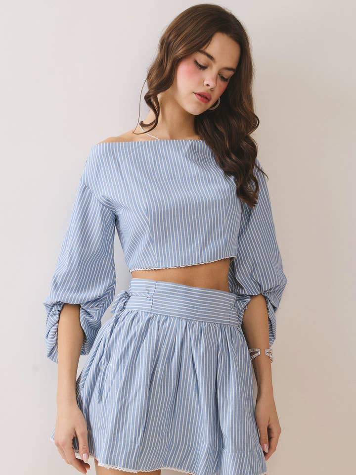 Ensemble deux pièces rayé avec haut court et jupe CST1046 pour la vente par TCEC