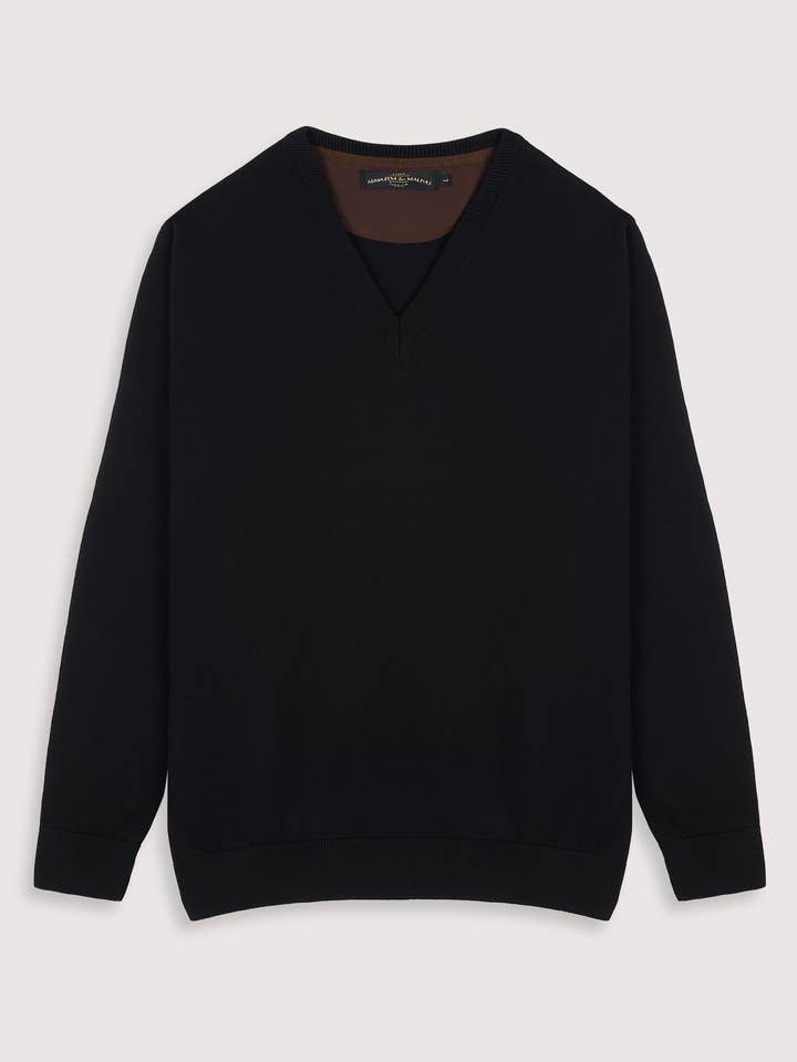 V Neck Sweater Black for wholesale by ARMAZÉM DAS MALHAS