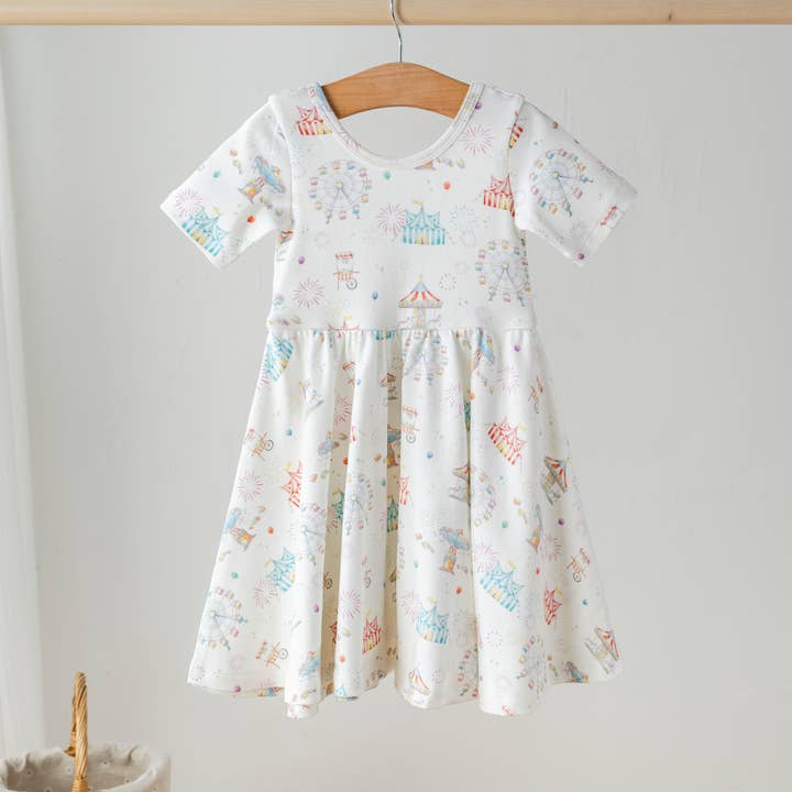 Carnival Magic Organisch Katoenen Werveljurk voor wholesale door Nola Tawk