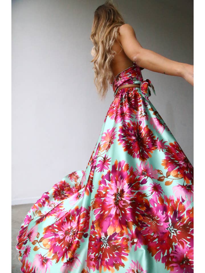 P4062 LONG CIRCLE SKIRT WITH SLIT MARINE PRINT for wholesale on Faire