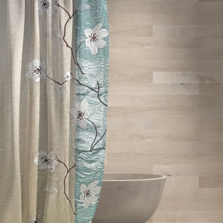 2626 Designs – wholesale Duschdraperi – Magnolia Vin Tyg Duschdraperi