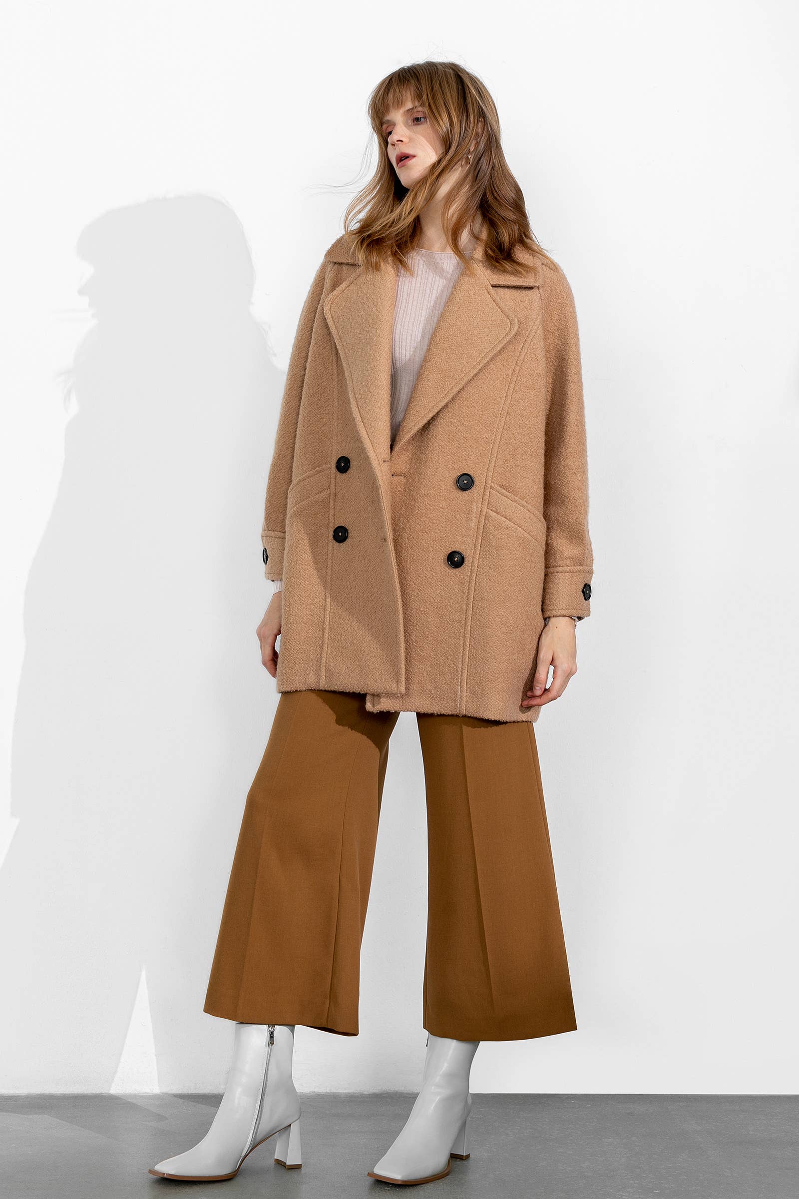 J.ING - Wholesale Coat - Women's - Teddy Coat (Ivory/SandyBrown)13