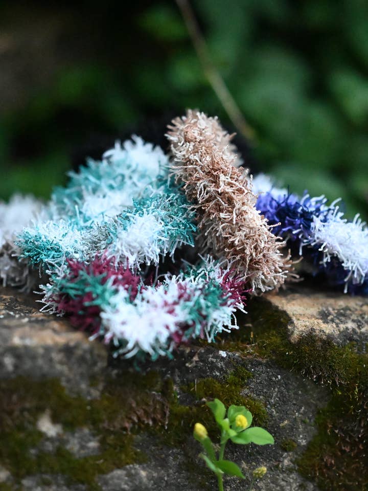 Scrubbie per la vendita all'ingrosso da parte di Purely Local LLC.