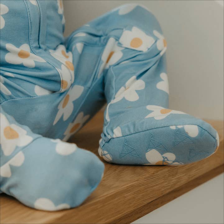 Copper Pearl - Wholesale Sleepsuit - Baby - Zip-Up Footie Pajama - Della5